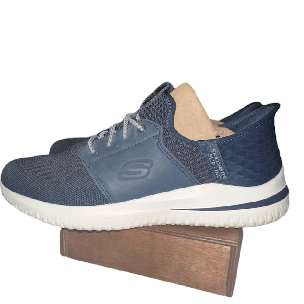 Skechers • USA Men’s Delson 3.0 Mooney Knitted Bungee Lace Slip On • Size 9 - Picture 5 of 6